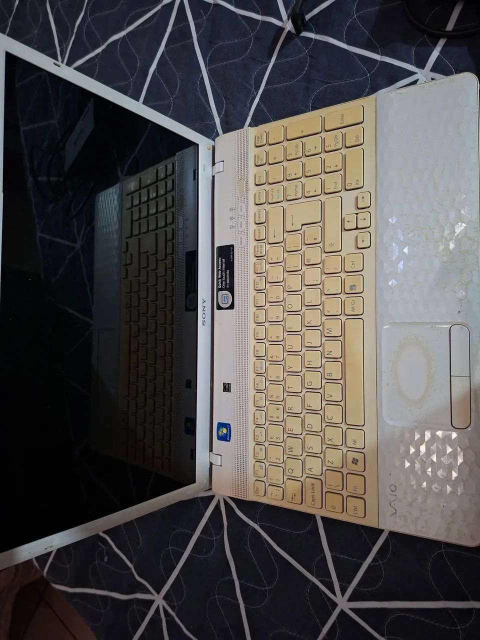 Notebook com defeito 