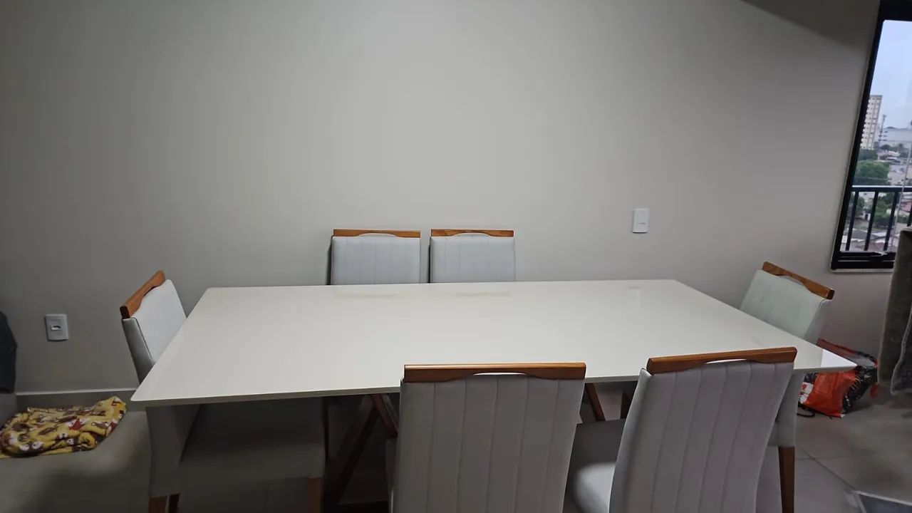 Mesa em laca com 8 cadeiras  - Foto 3