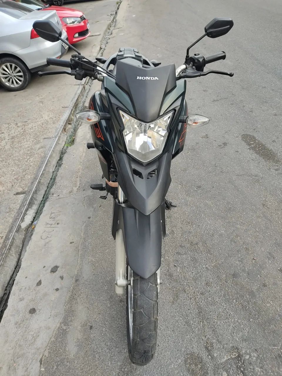 XRE 190 ADV troco em carro ou moto menor + volta - Foto 2
