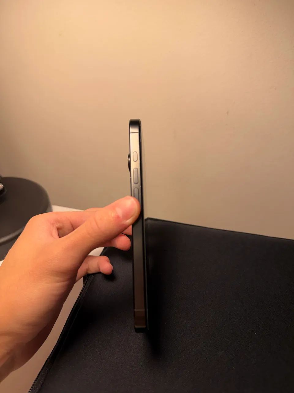 IPHONE 16 PRO - SAÚDE DE BATERIA 96% - Foto 3