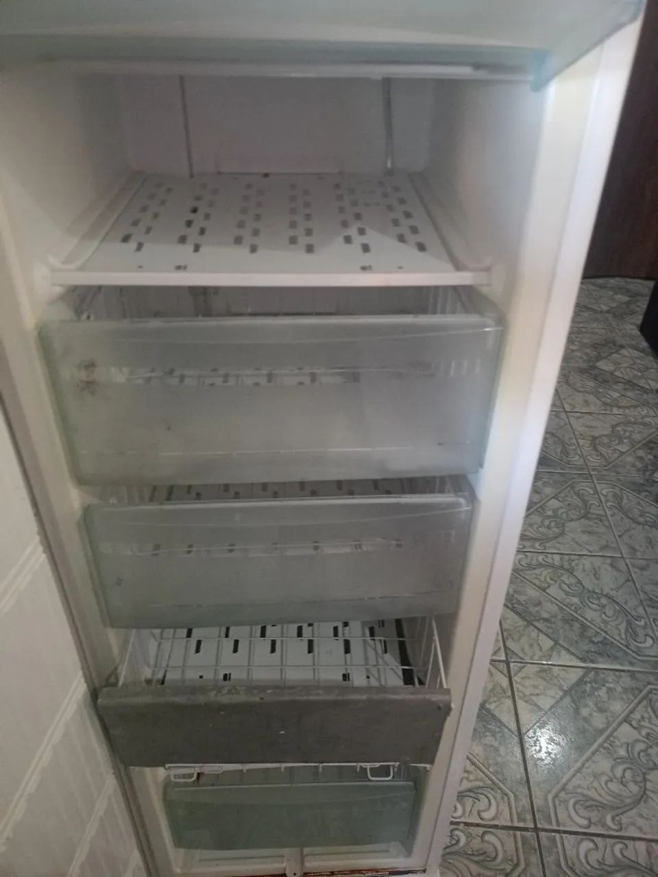 Frizer vertical  - Foto 3