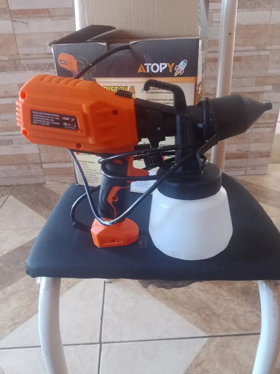 VENDO OU TRICO   PISTOLA ELÉTRICA DE PINTURA .. STOP.  POR. 300. REAIS - Foto 3
