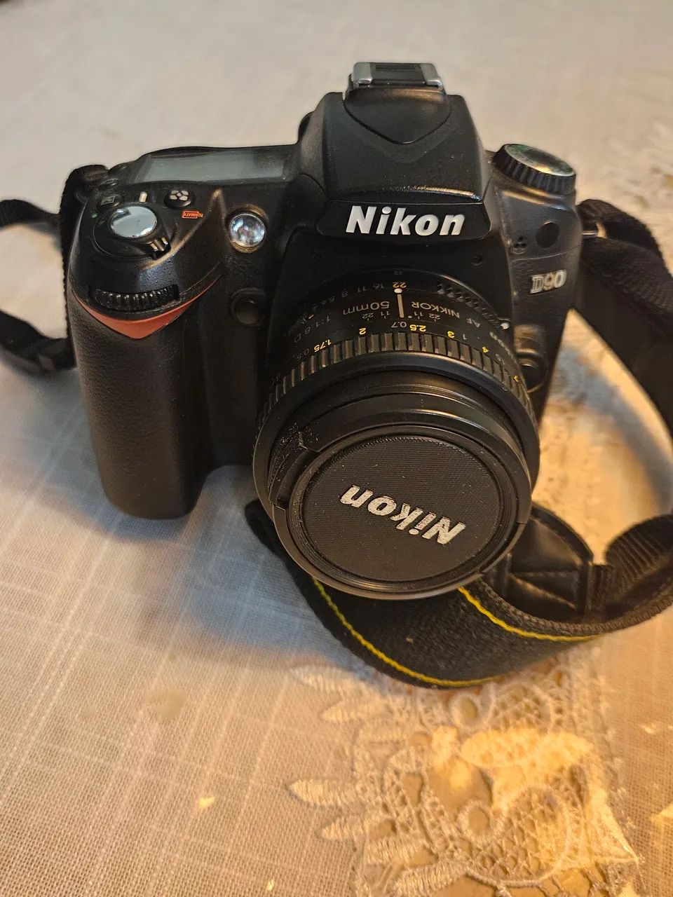 Nikon D90 - Foto 2