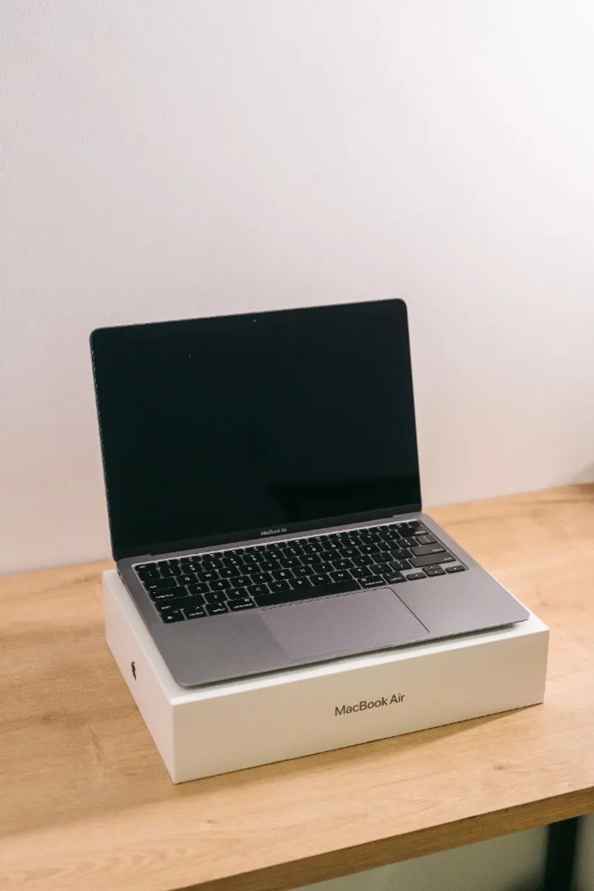 Macbook Air M1 - Cinza-espacial (Usado)
