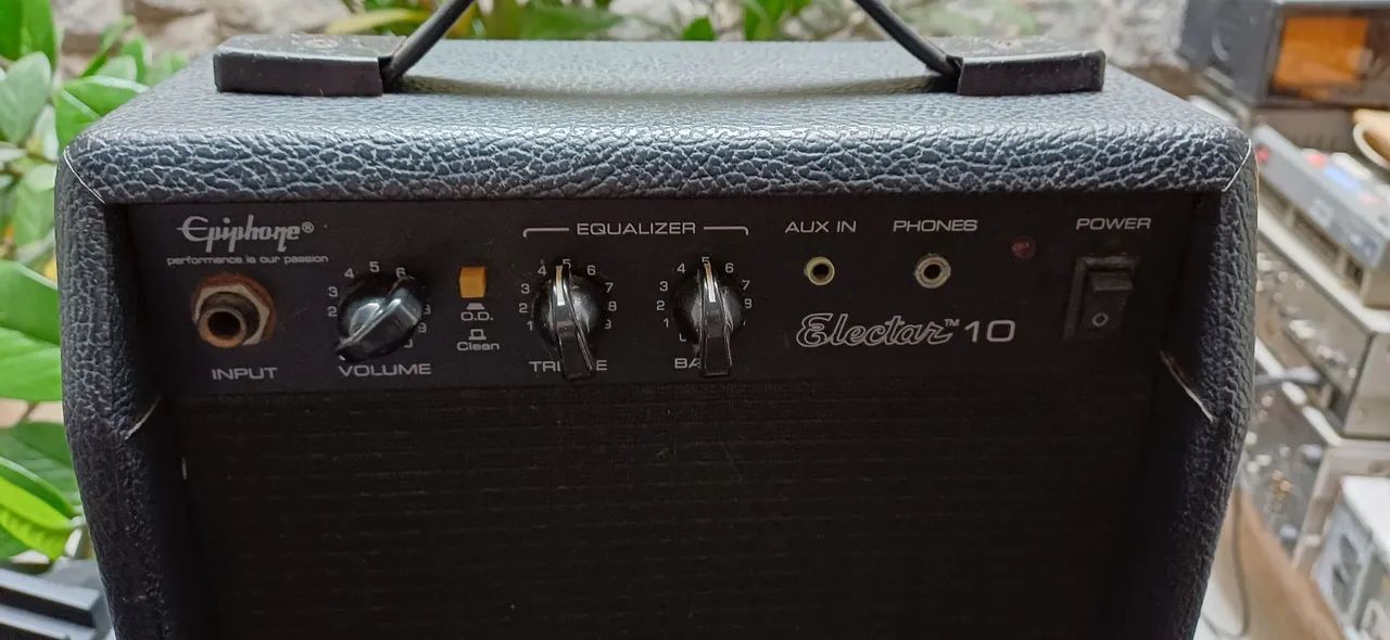 Amplificador Epiphone Electar 10 - Foto 3