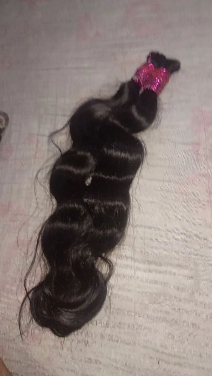Cabelo indiano 200gramas. Novo.