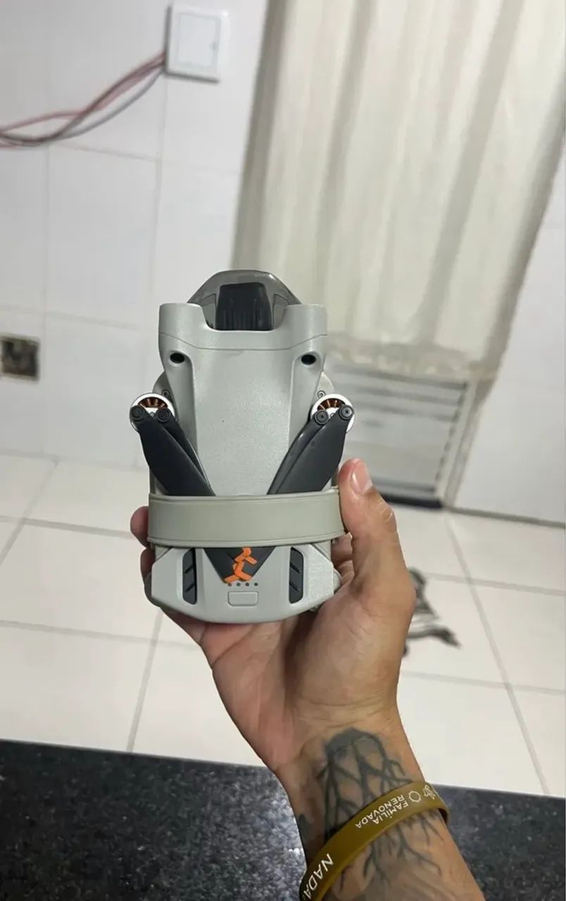 Drone Dji Mini 3 Pro Fly More Combo Controle Com Tela - Foto 3