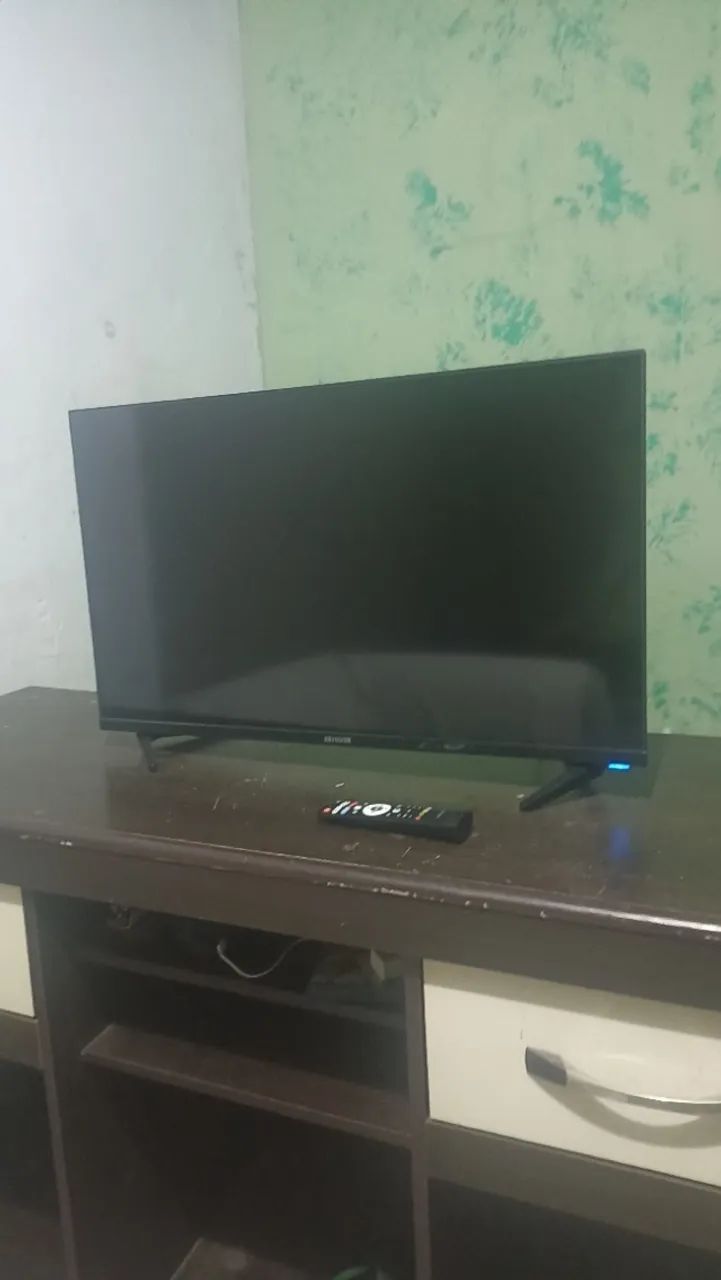Televisão smart aiwa 32 polegadas 