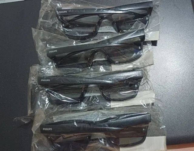 4 óculos 3D Philips NOVOS