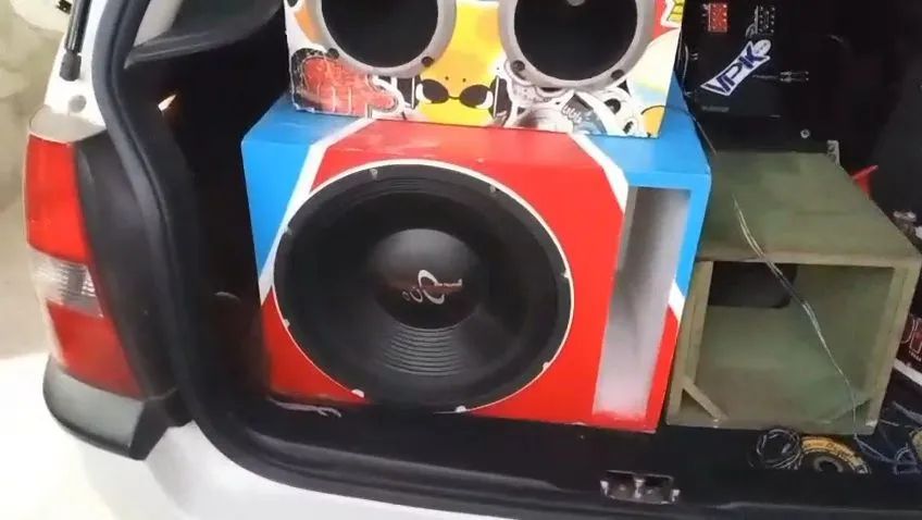 Som automotivo 