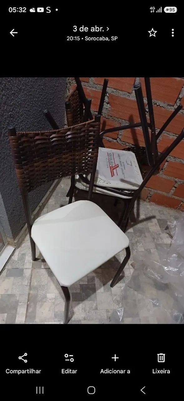 Vende de se mesa de marmore 4 cadeiras  - Foto 3