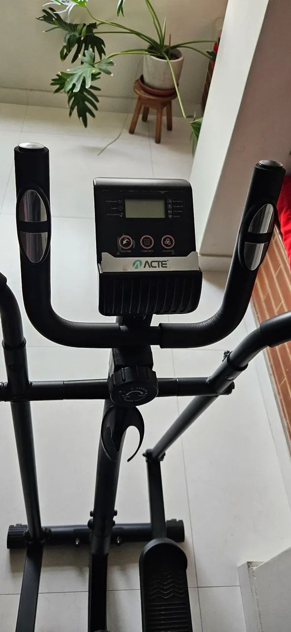 Aparelho Eliptico E25 Acte Magnetico - Foto 4