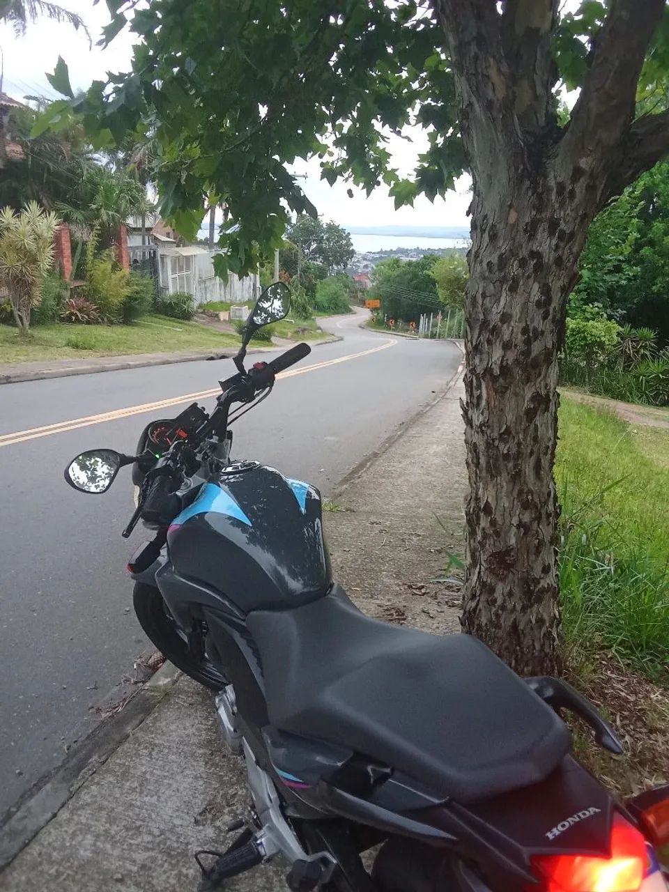 cB 300r exclusiva - Foto 2