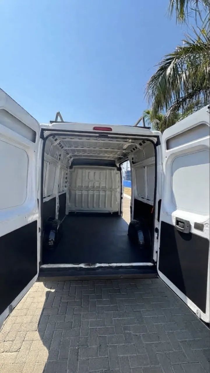 Fiat Ducato Cargo 2.2 Diesel (e6) 2023 - Foto 3