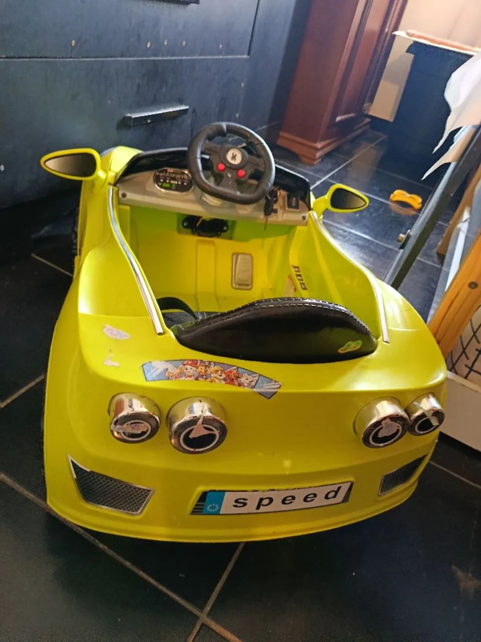 Carro elétrico infantil verde - Foto 3