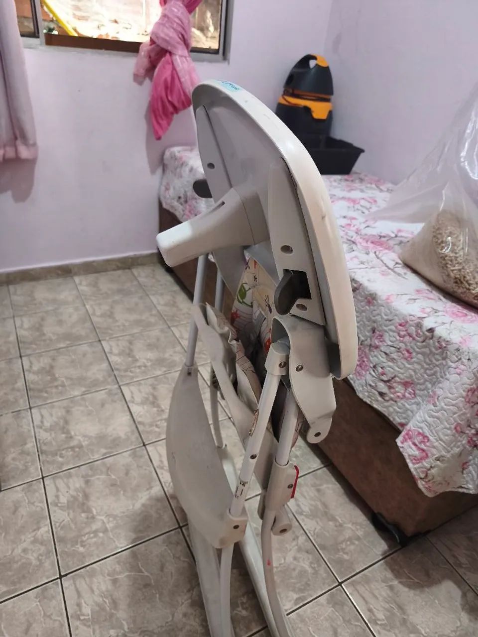 Cadeira de alimentação. - Foto 4