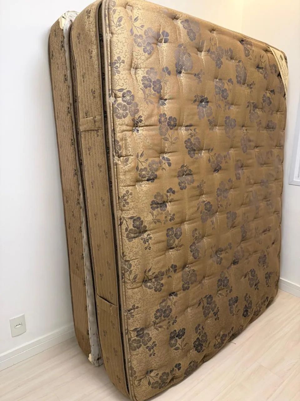 Cama box tamanho Queen - Foto 3