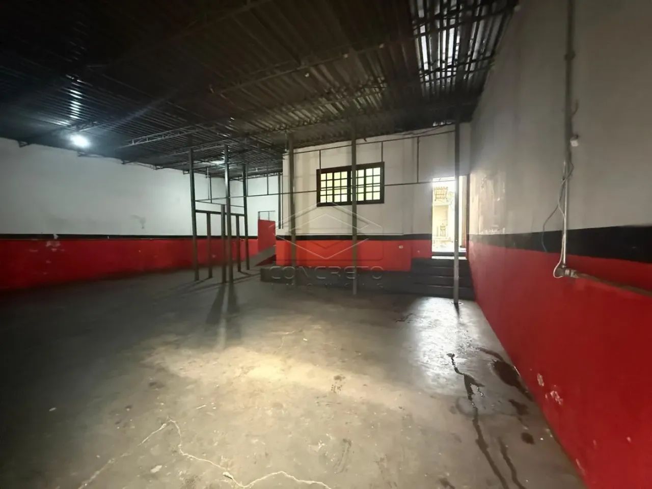 EXCELENTE GALPÃO COMERCIAL COM OPÇÃO DE MORADIA NO CENTRO DE BAURU