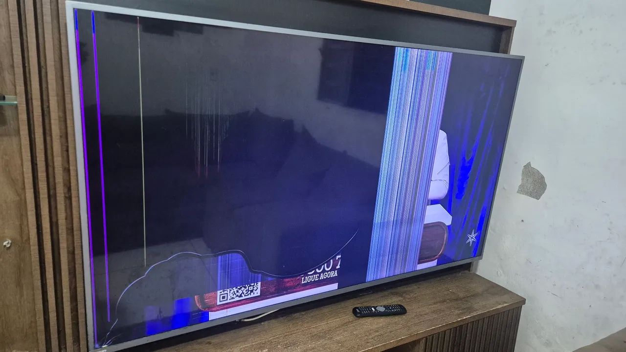 Tv philips de 70 polegadas usada apenas retiradas de peças - Foto 2