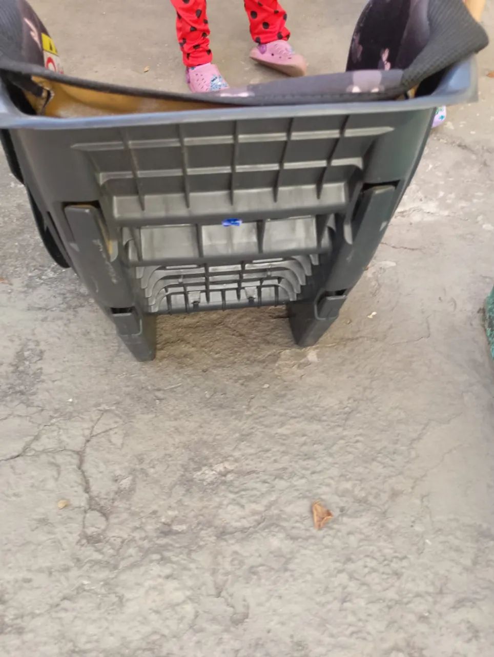 CADEIRINHA DE BEBÊ PARA CARRO - Foto 5