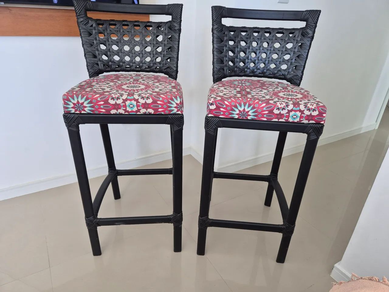 Par de banquetas para bancada de cozinha - Foto 2