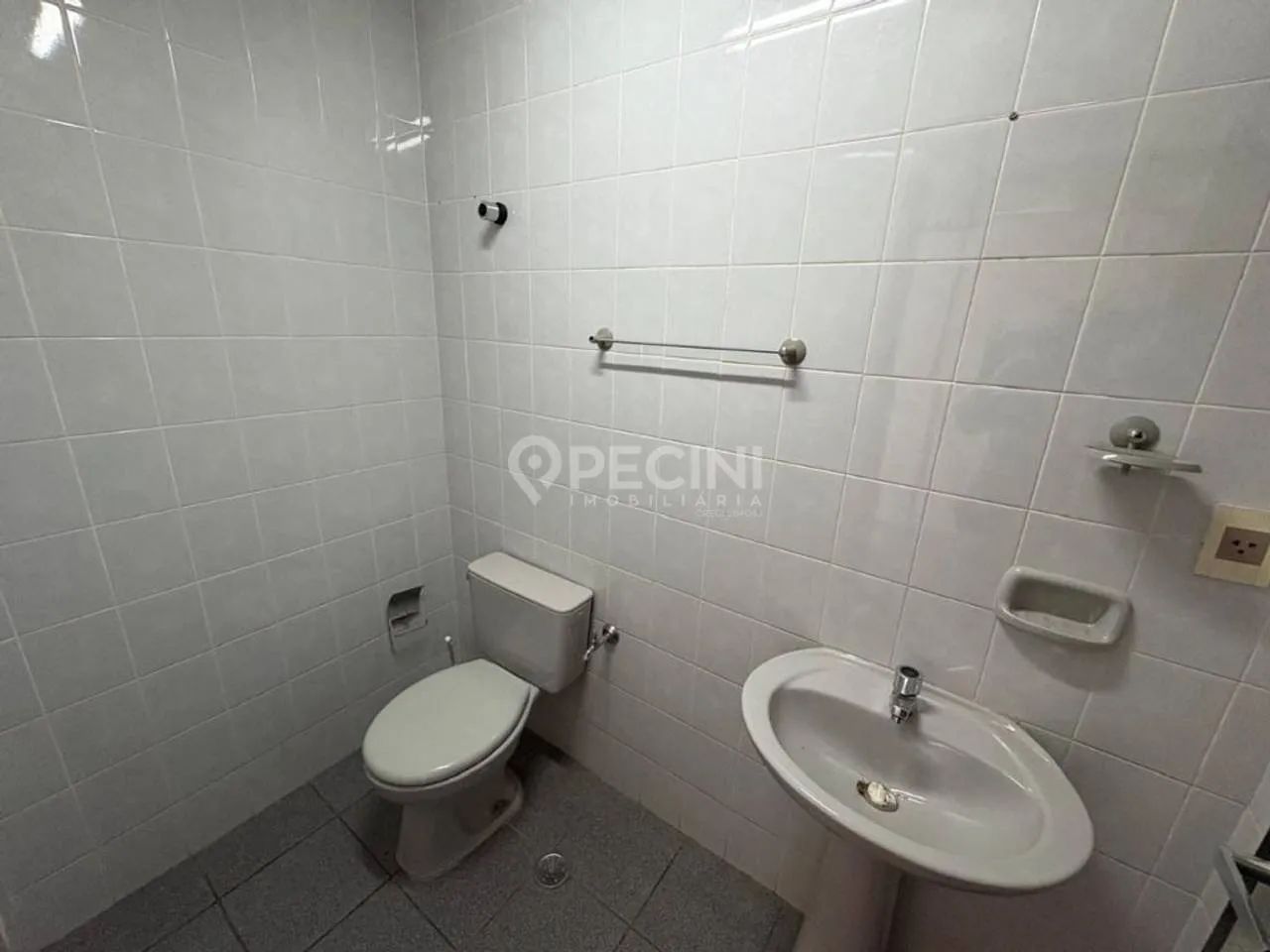 Sala para venda no Centro de Rio Claro. - Foto 2
