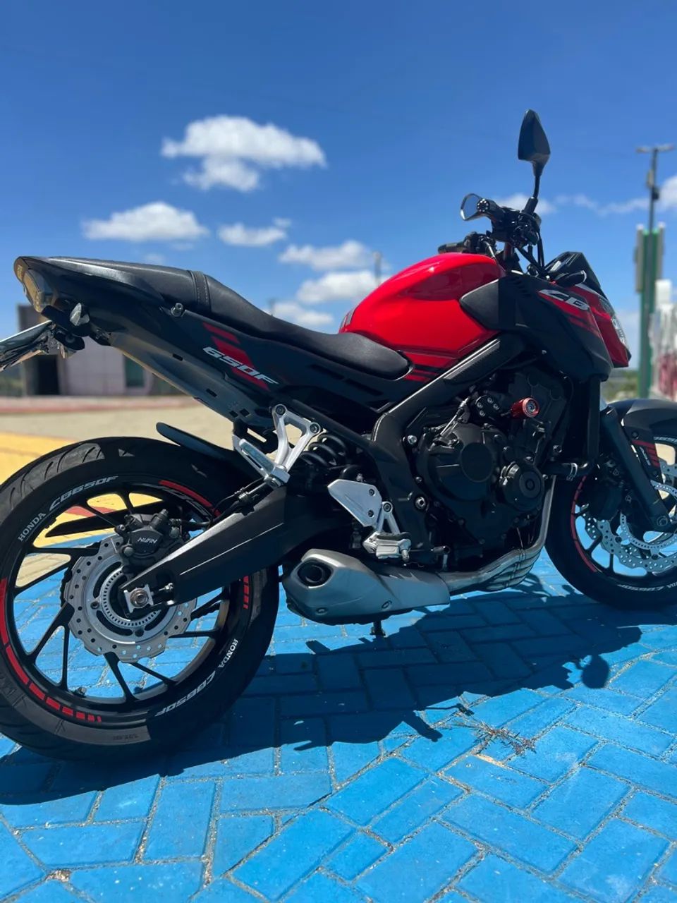 CB 650F - Foto 3