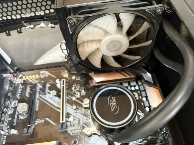 Kit - Processador + Placa Mãe + Water Cooler + Fonte + Suporte Gabinete - Foto 3