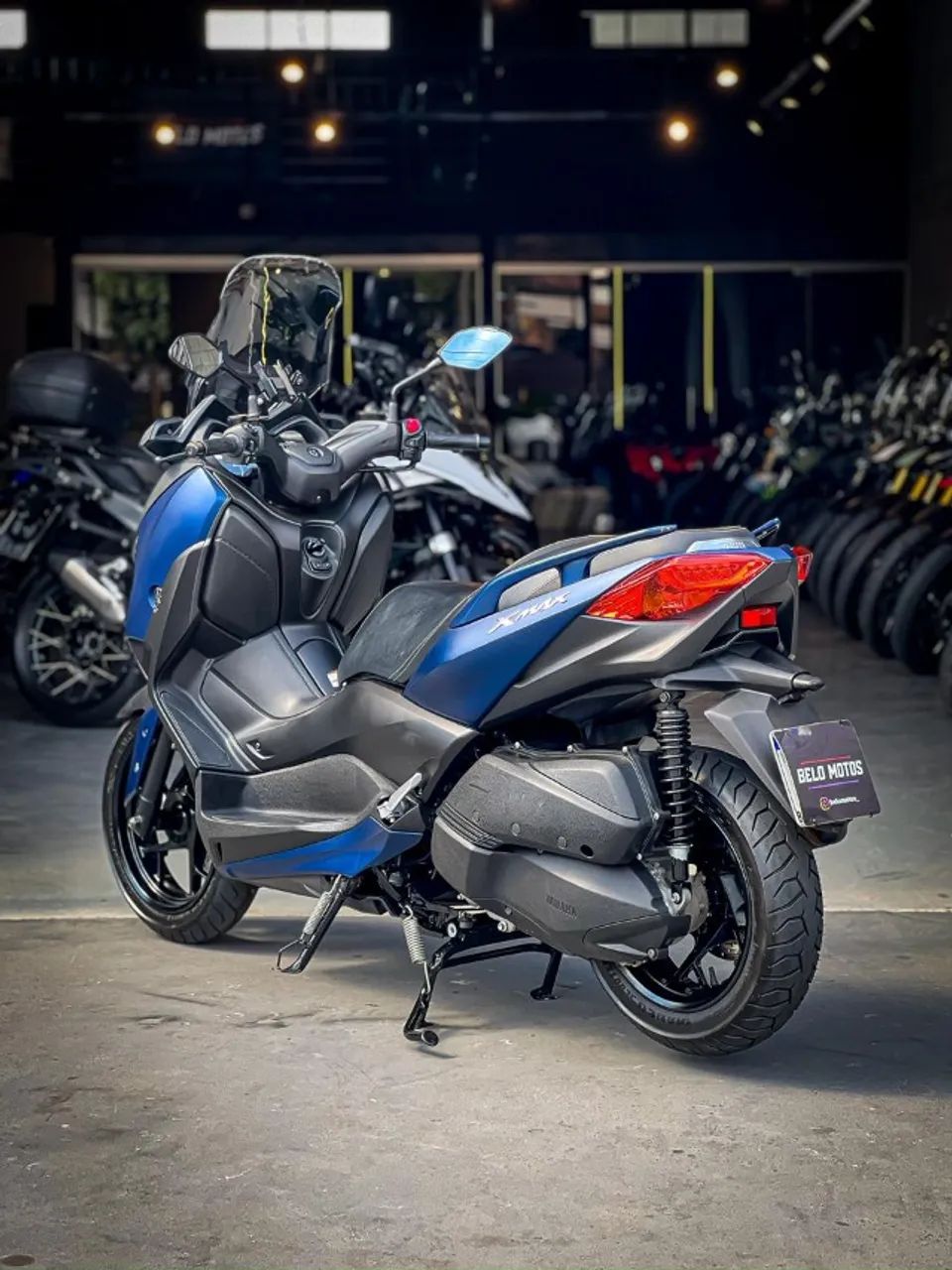 YAMAHA XMAX 250 - Foto 2