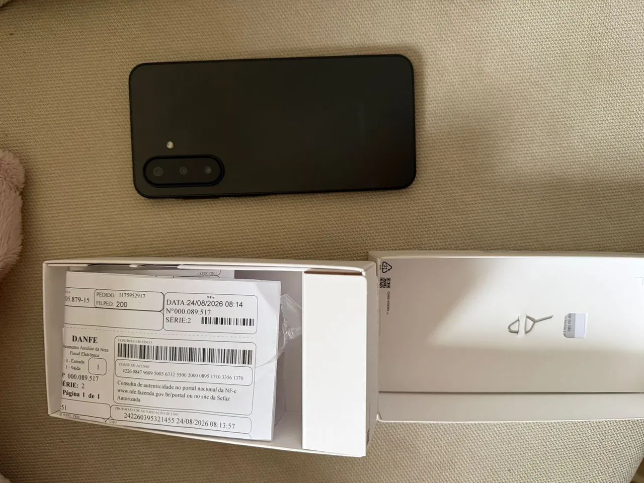 Vendo Samsung A17 8g RAM  256g - Foto 3