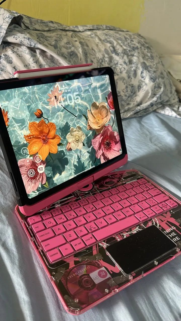 iPad 11 rosa 128gb + caneta Apple + capinha com teclado com luz 