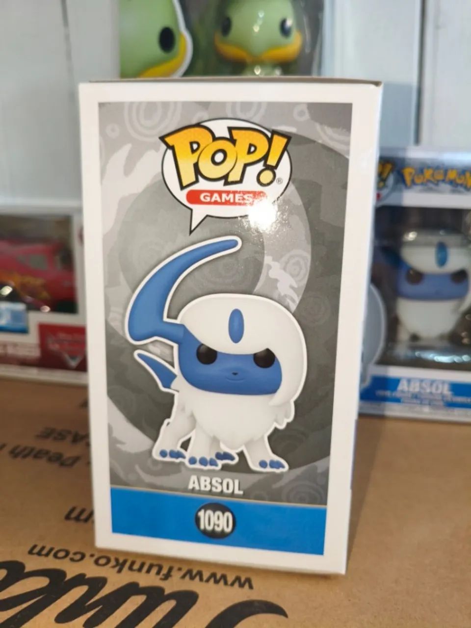Funko Pop! Games: Pokémon Absol #1090 - Foto 3
