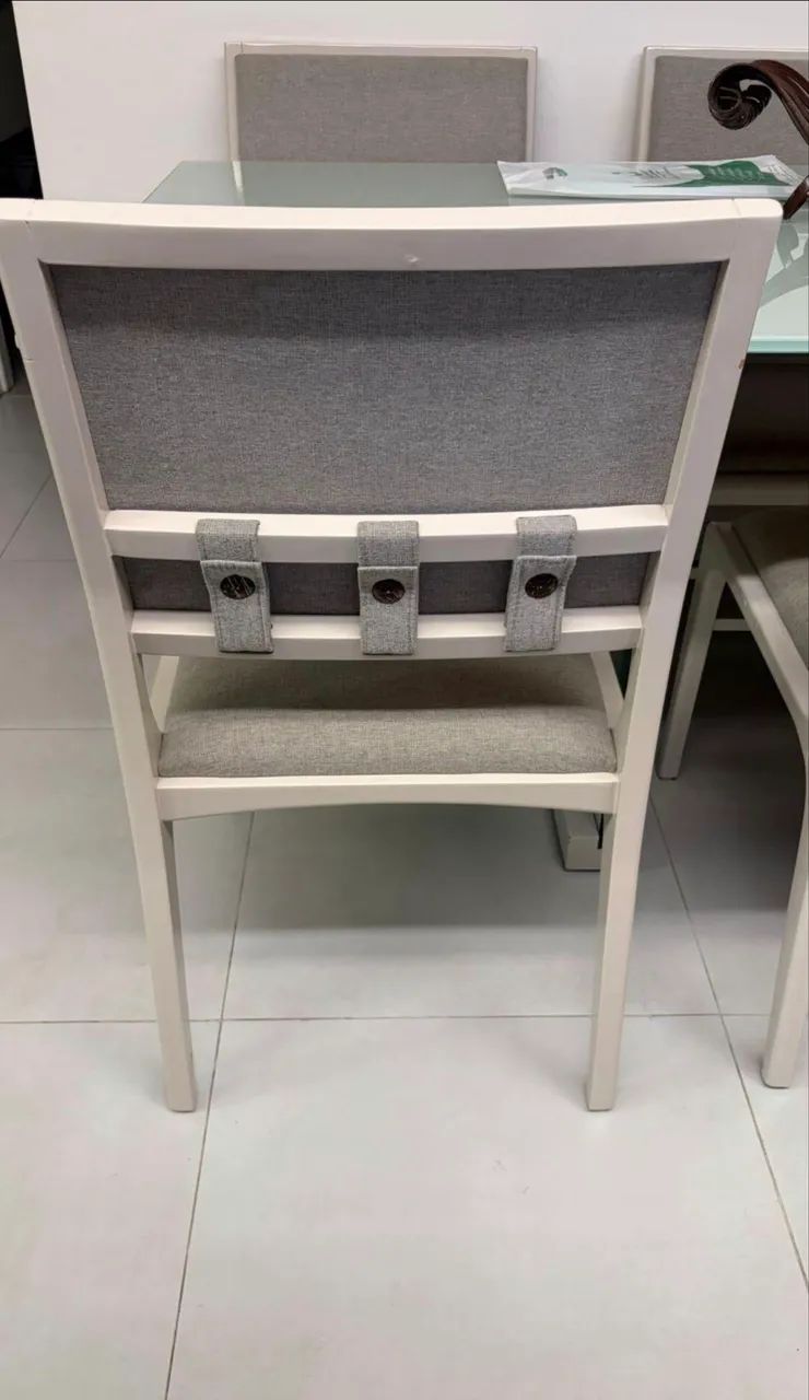 Mesa com 6 cadeiras estado de nova  - Foto 2