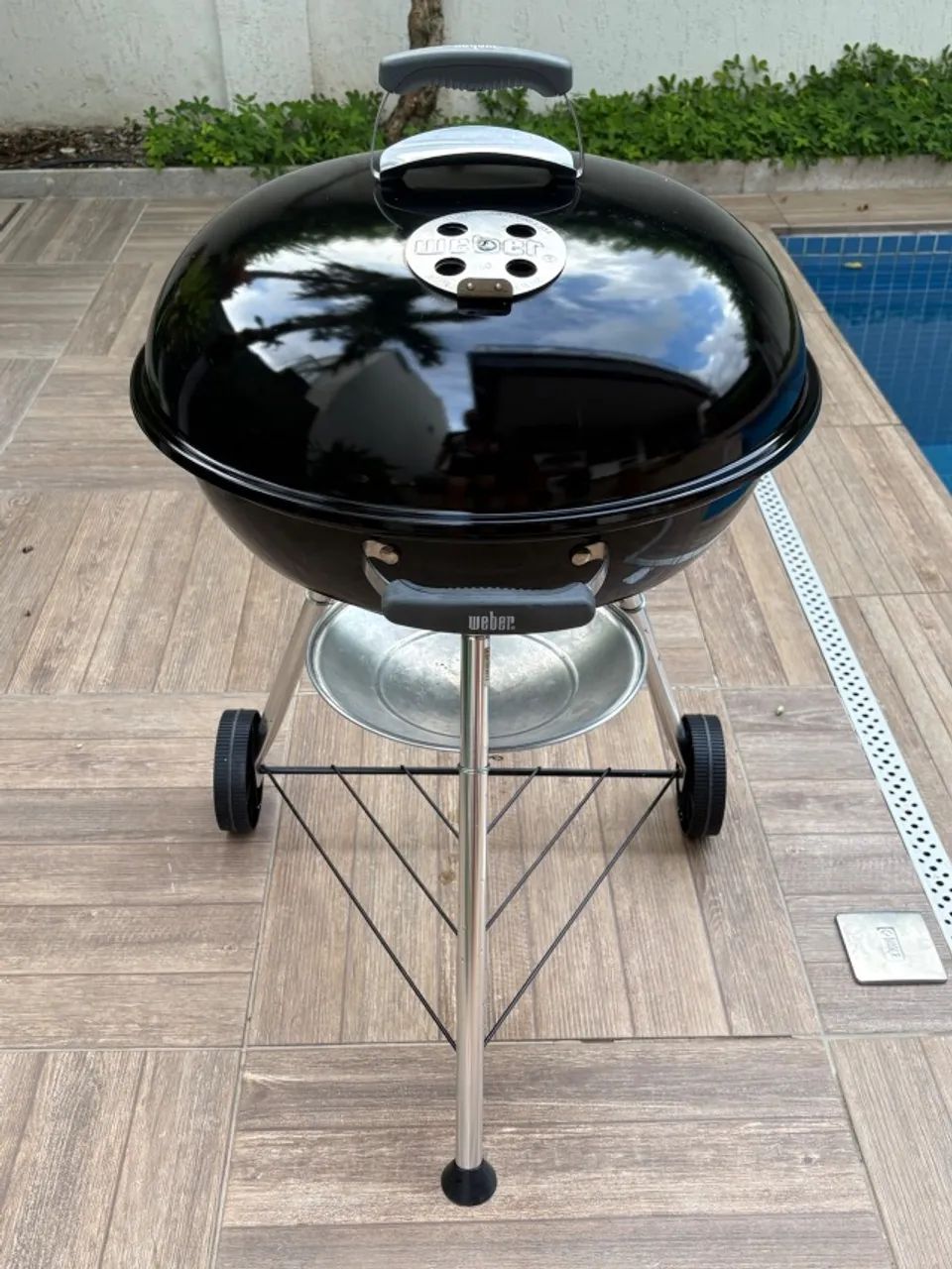 Churrasqueira Weber Compact 94x64x57cm