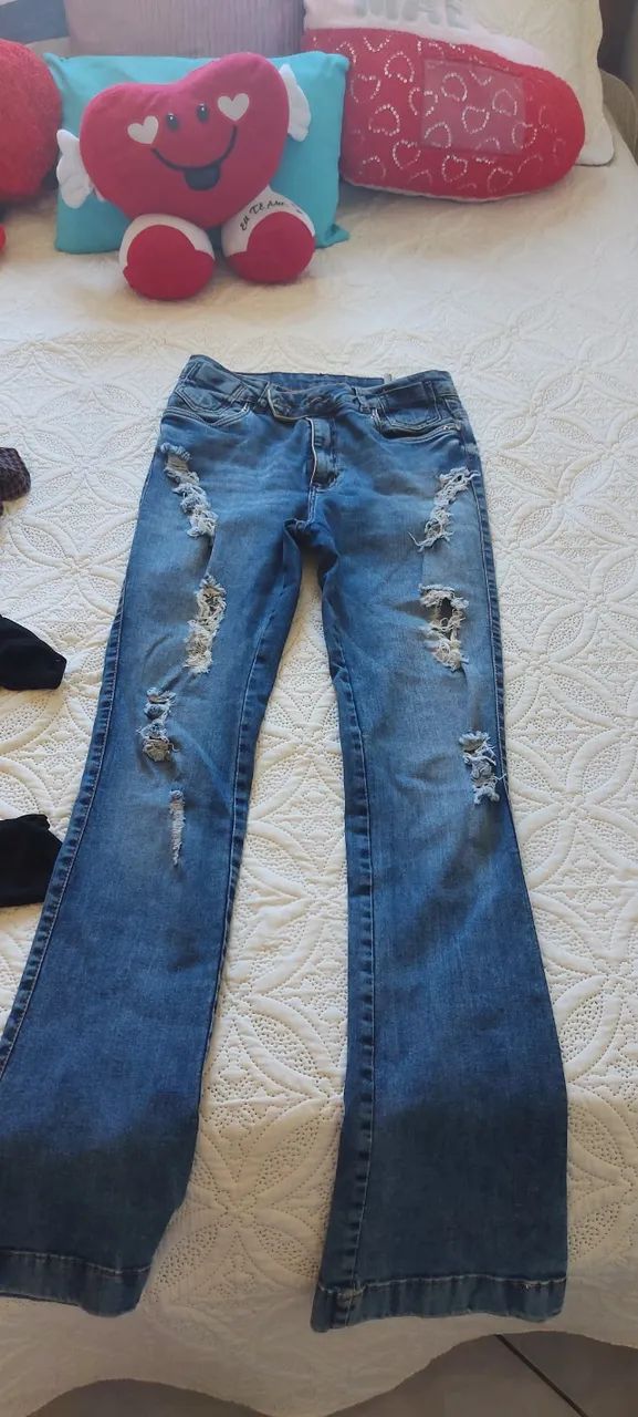 Lote de roupas e sapatos - Foto 2