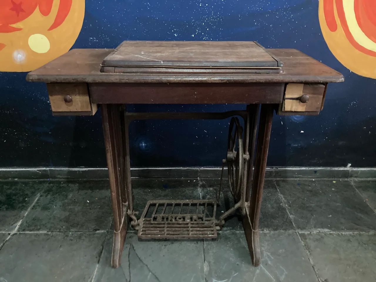Mesa de máquina de costura original Singer