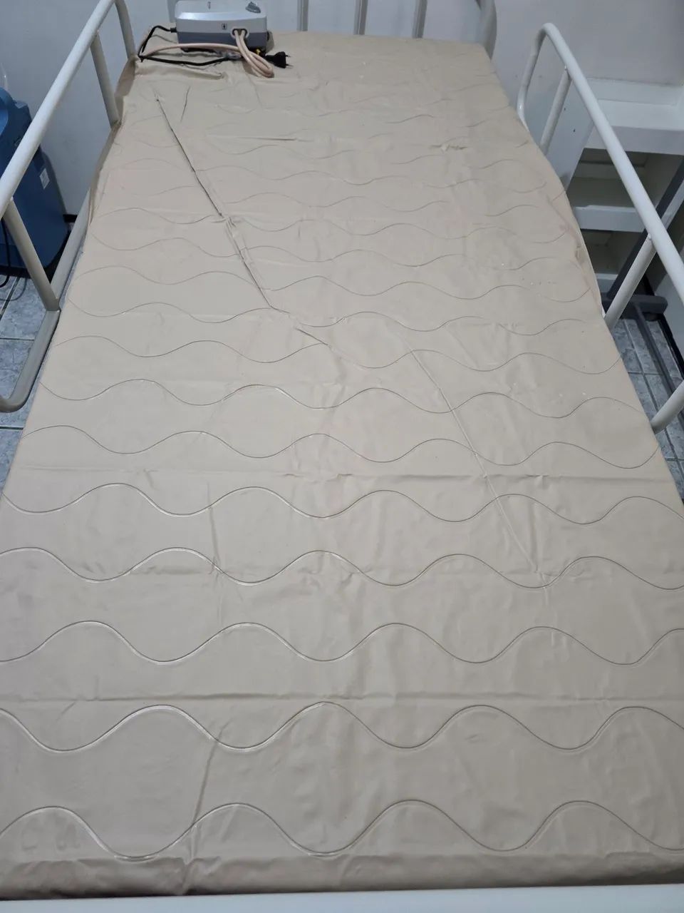 Cama hospitalar nova (nunca usada) - Foto 4