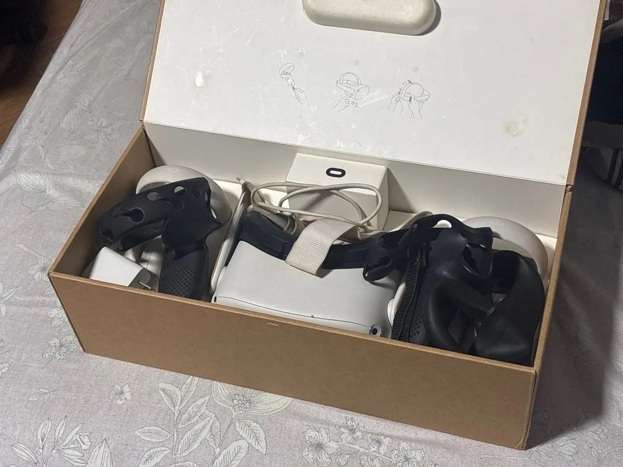 Oculus Meta Quest 2 