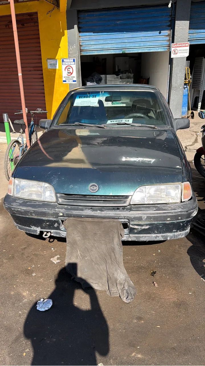 Chevrolet Monza Monza GL 1.8 EFI/ SL/ L/ 650/Barc. 2e4p 1996