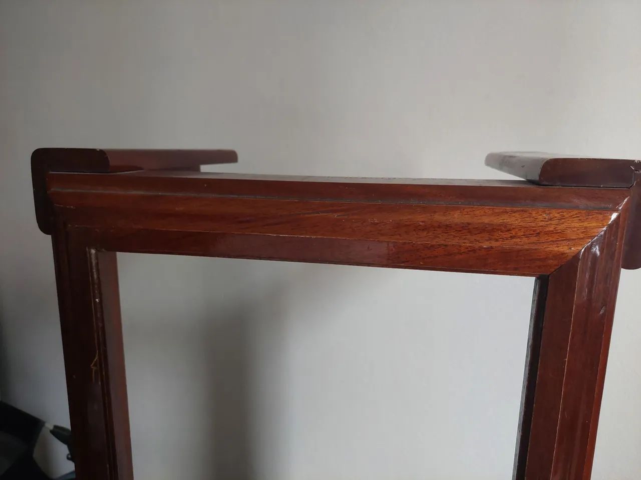 Mesa de centro com tampo de vidro - Foto 3