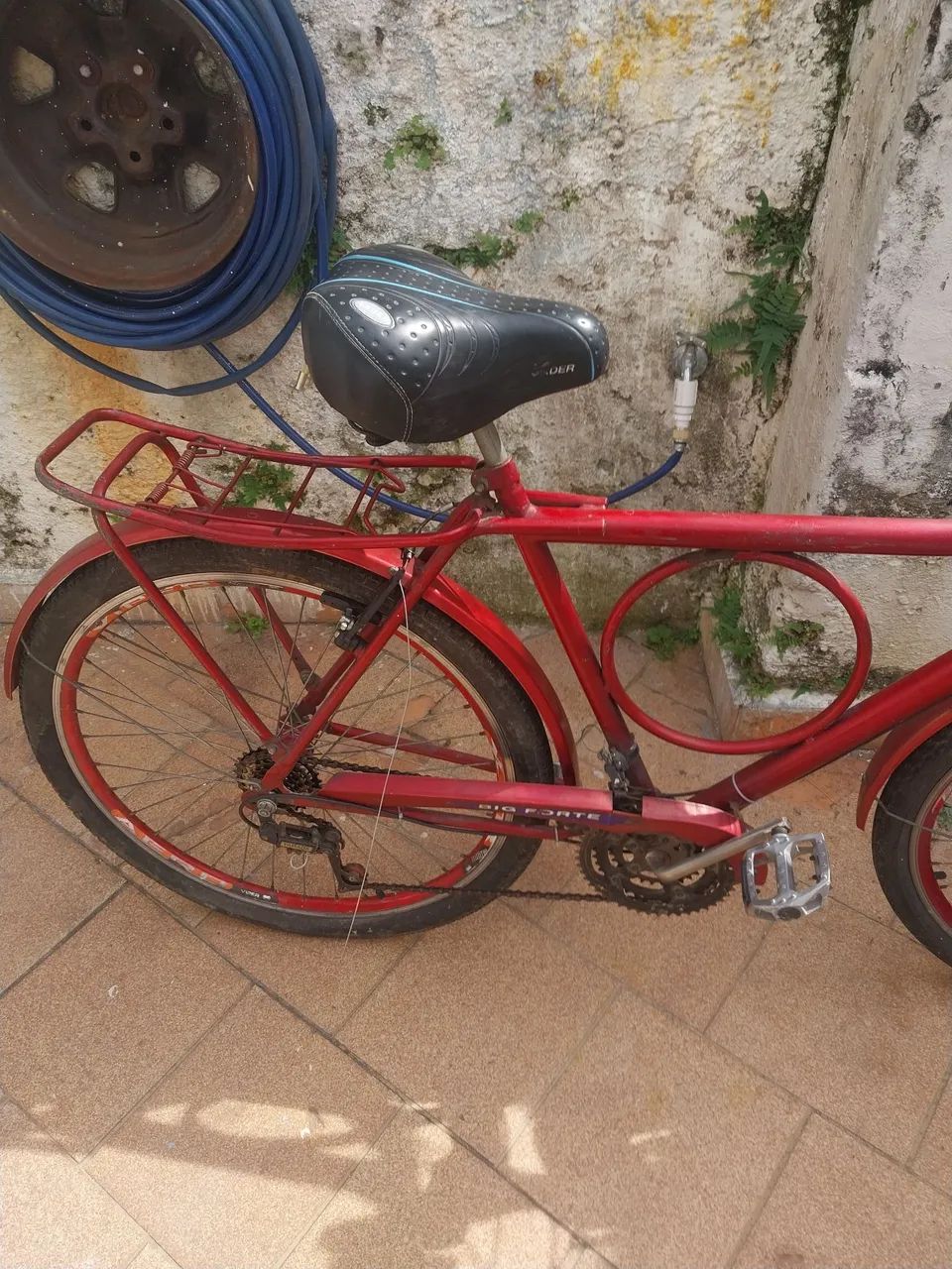 Bicicleta aro 26 antiga - Foto 4