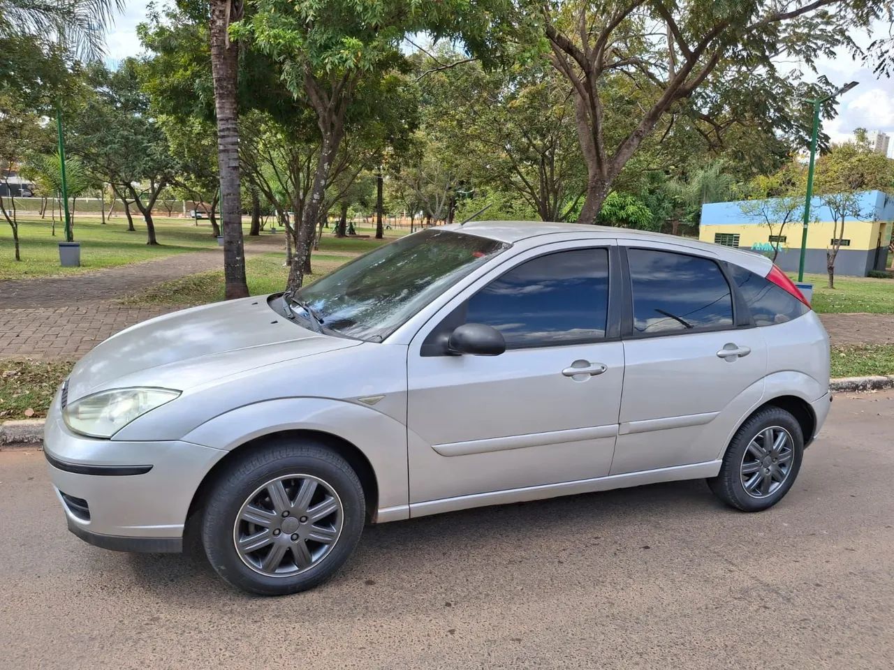 Ford Focus 1.6 S/SE/SE PLUS FLEX 8V/16V 5P 2009