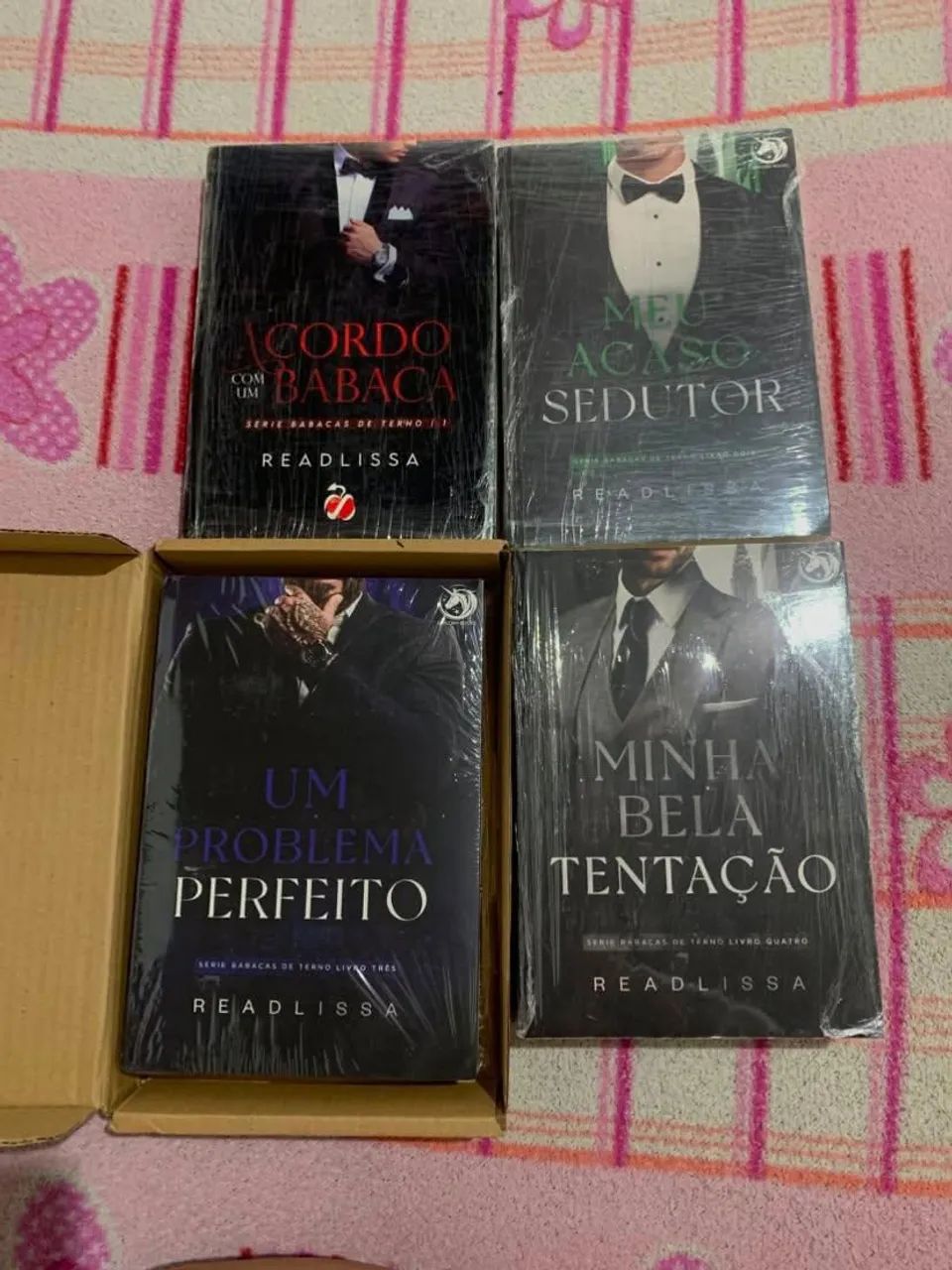 Saga babacas de ternos