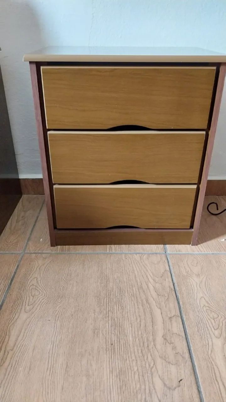 Mesa de cabeceira 