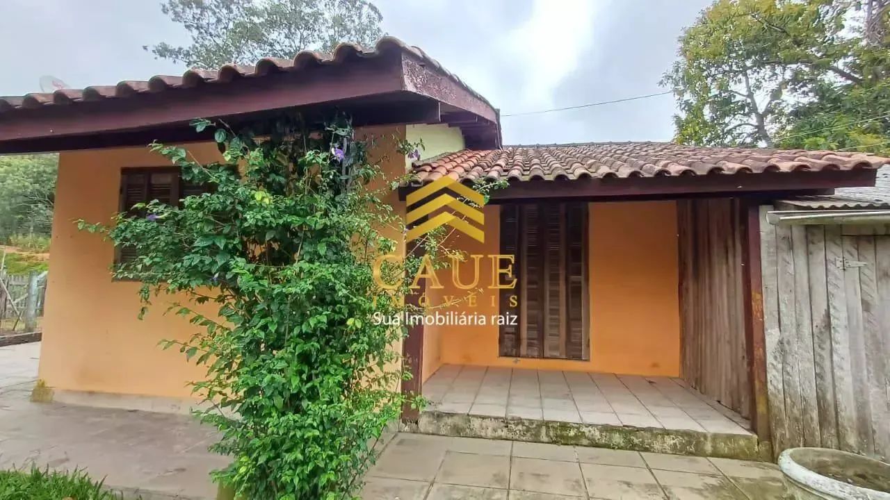 CAUE IMOVEIS VENDE Sítio de 3 dormitórios com 1 suíte.