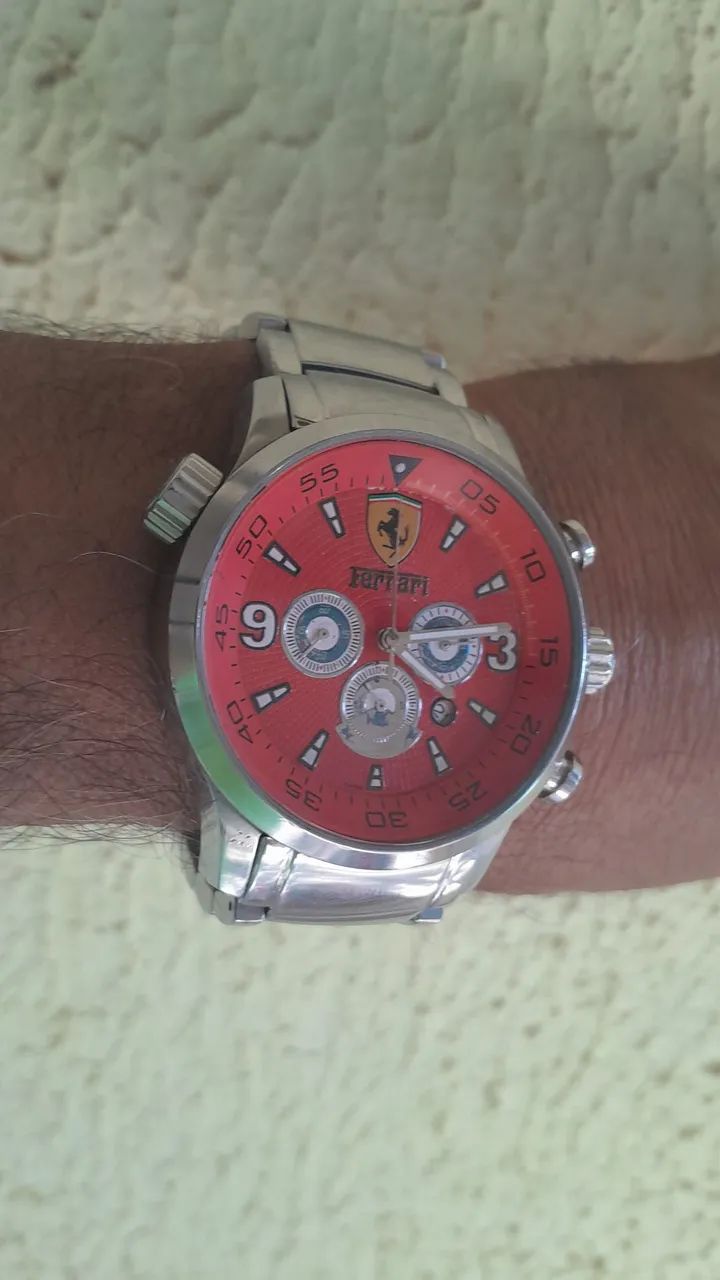 Relógio Ferrari lindíssimo  - Foto 2