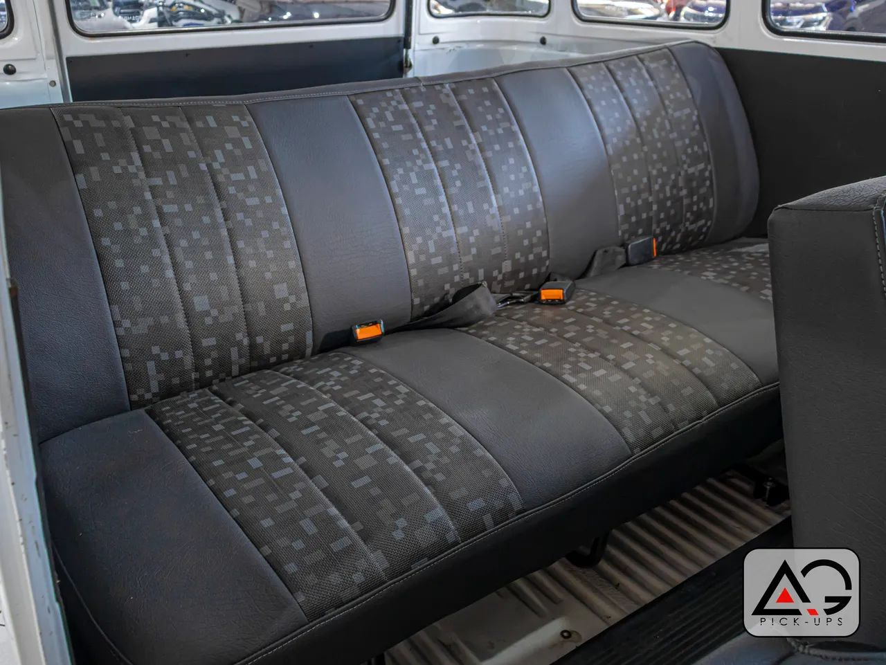 Volkswagen Kombi Standard/ Luxo/ Série Prata, foto 13 de 20