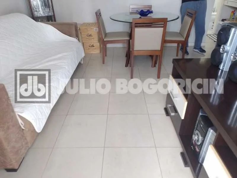 FLAMENGO - SALA E QUARTO E VAGA - 51M2 - RESIDENCIAL COM PISCINA - Foto 4
