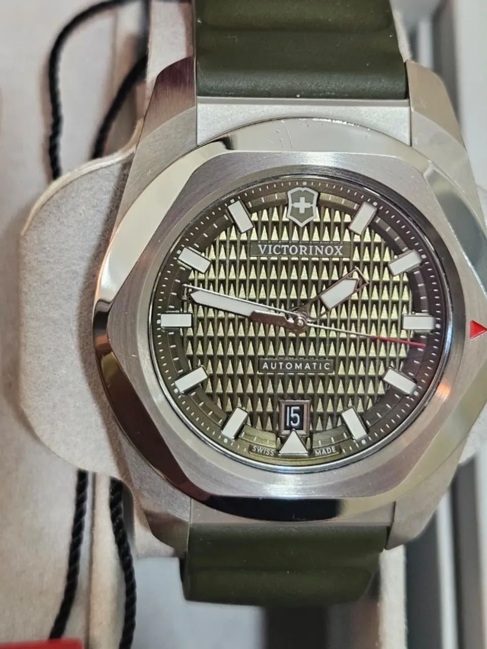 Relógio Victorinox I.N.O.X. Automatic Verde Oliva - Safira - Full