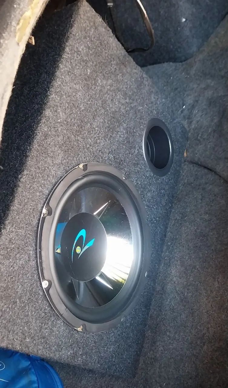 Caixa alto de 10 polegadas 250 rms duto 3 polegadas 